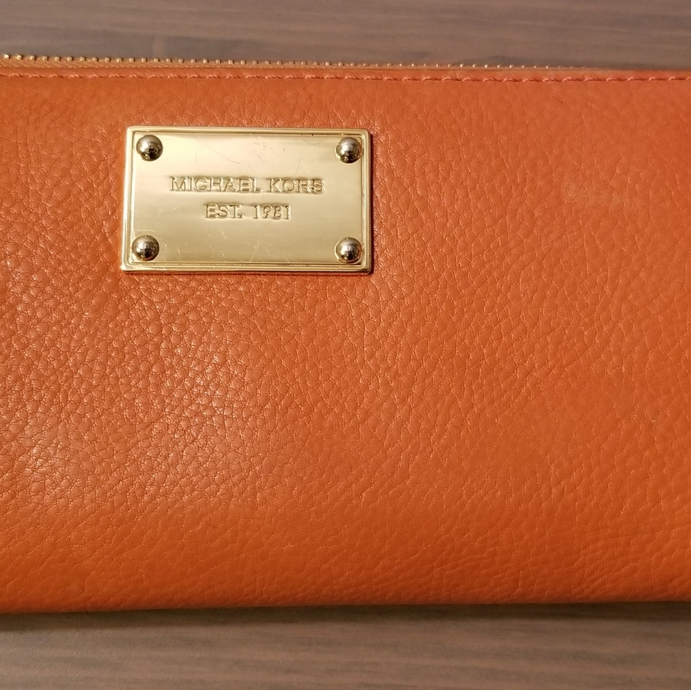 Michael Kors 3/4 Zip Orange Wallet